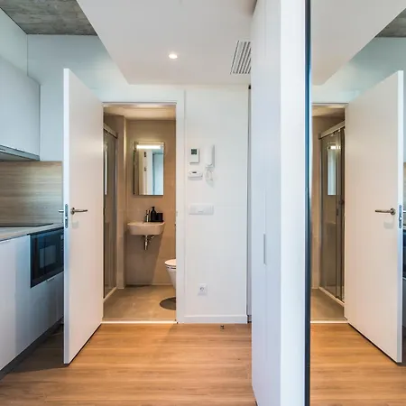 Apartment Exclusivamente Para Estudiantes Lujosas Y Estudios Elegantes En Cristobal De Moura