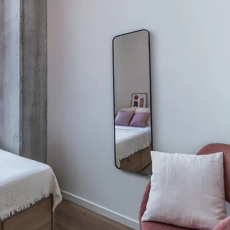 Exclusivamente Para Estudiantes Lujosas Y Estudios Elegantes En Cristobal De Moura Apartment *