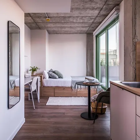 Exclusivamente Para Estudiantes Lujosas Y Estudios Elegantes En Cristobal De Moura Apartment