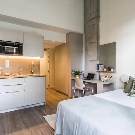 Apartment Exclusivamente Para Estudiantes Lujosas Y Estudios Elegantes En Cristobal De Moura