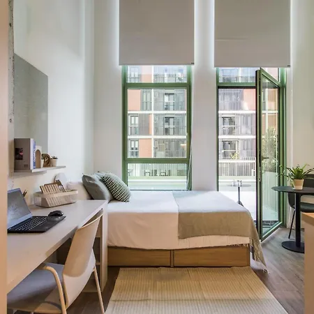 Exclusivamente Para Estudiantes Lujosas Y Estudios Elegantes En Cristobal De Moura Apartment Barcelona