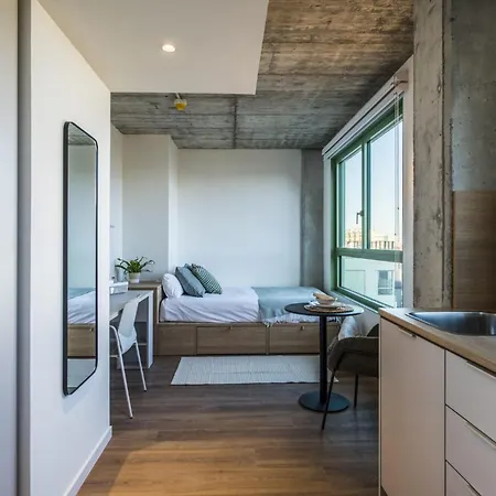 Exclusivamente Para Estudiantes Lujosas Y Estudios Elegantes En Cristobal De Moura Apartment