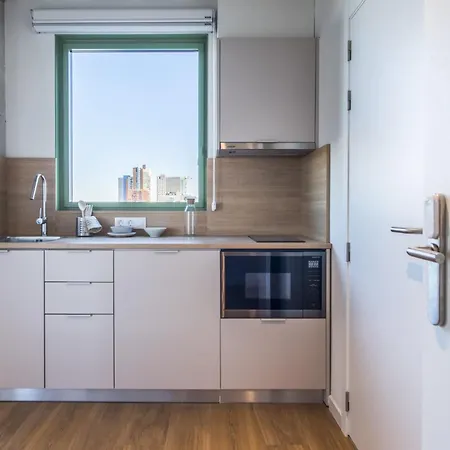Apartment Exclusivamente Para Estudiantes Lujosas Y Estudios Elegantes En Cristobal De Moura